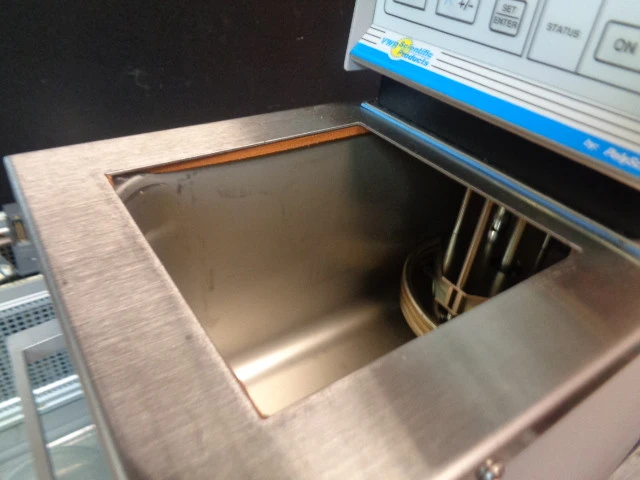 Used VWR SCIENTIFIC 1167 Medical Equipment - Other | BG Industrial Surplus #471523