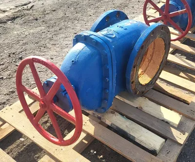 USED AMERICAN DARLING 12" GATE VALVES