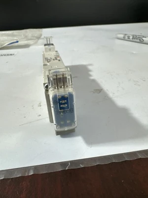 NEW SMC VQZ2350-5M1
