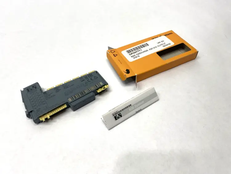 Used B&R REV. D0 DIGITAL OUTPUT MODULE 4-DIGITAL OUTPUTS PLC Input & Output | Maverick Industrial Sales #1098861