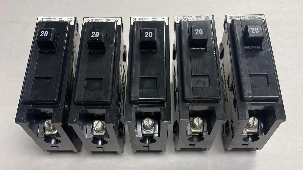New | in-Stock CUTLER-HAMMER M1640 Miscellaneous Equipment (Electrical & Power) | Surplus Asset Holdings #1195739