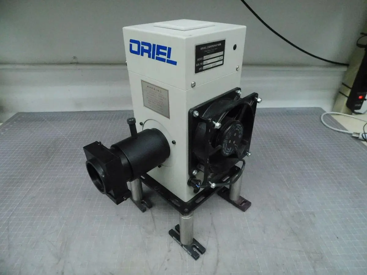 Used ORIEL 66002 Light Sources / LED Texas US | Aucto #1308457