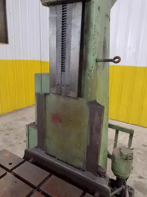 28" CINCINNATI BICKFORD MODEL #3L GEARED HEAD SINGLE SPINDLE  DRILL: STOCK #22815
