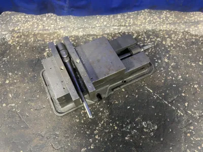 12” 12” Vise