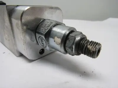 Sun Hydraulics EBP Sandwich Body Aluminum Hydraulic Manifold W/0-1500 Bar Gauge