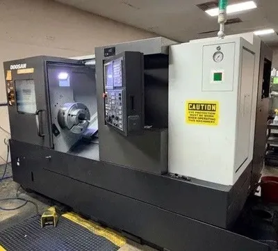 2012 DOOSAN PUMA 2600 CNC Spiral Milling Lathe | Midstate Machinery (2)