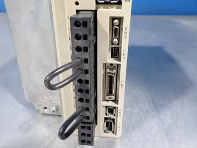 New | in-Stock YASKAWA ELECTRIC SGDV1R9D11A002000 Servo Drives Ohio US | HGR 24 #797586