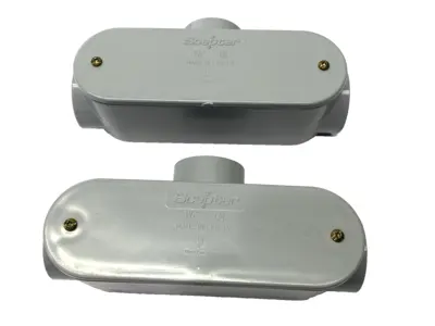 USED SCEPTER PVC CONDUIT BODY T-STYLE REMOVABLE COVER 1-1/2" LOT OF 2