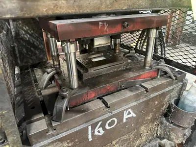 USED L&J 80