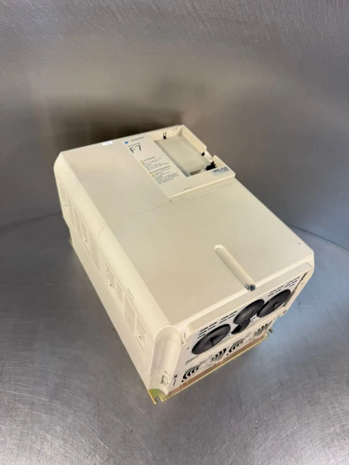 Yaskawa CIMR-F7U4018 Drive 3Ph (5.5.2)