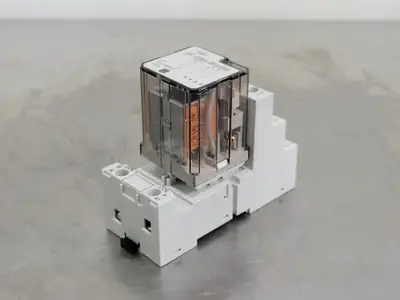 USED ALLEN-BRADLEY 700-HB32A1