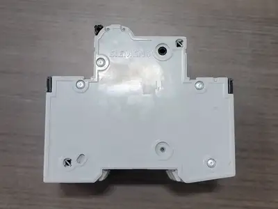 USED SIEMENS 5SY6350-7
