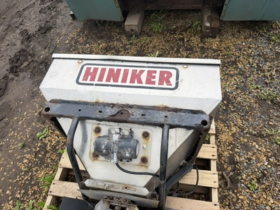 Used _UNKNOWN_ _UNKNOWN_ Dry Spreaders Minnesota US | Miedema Asset Management Group #1444337