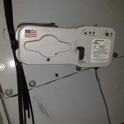 CAMFIL APC SERIES 20 GENERAL INDUSTRIAL ARR-4V DUST COLLECTORS | Turner's Machinery (5)