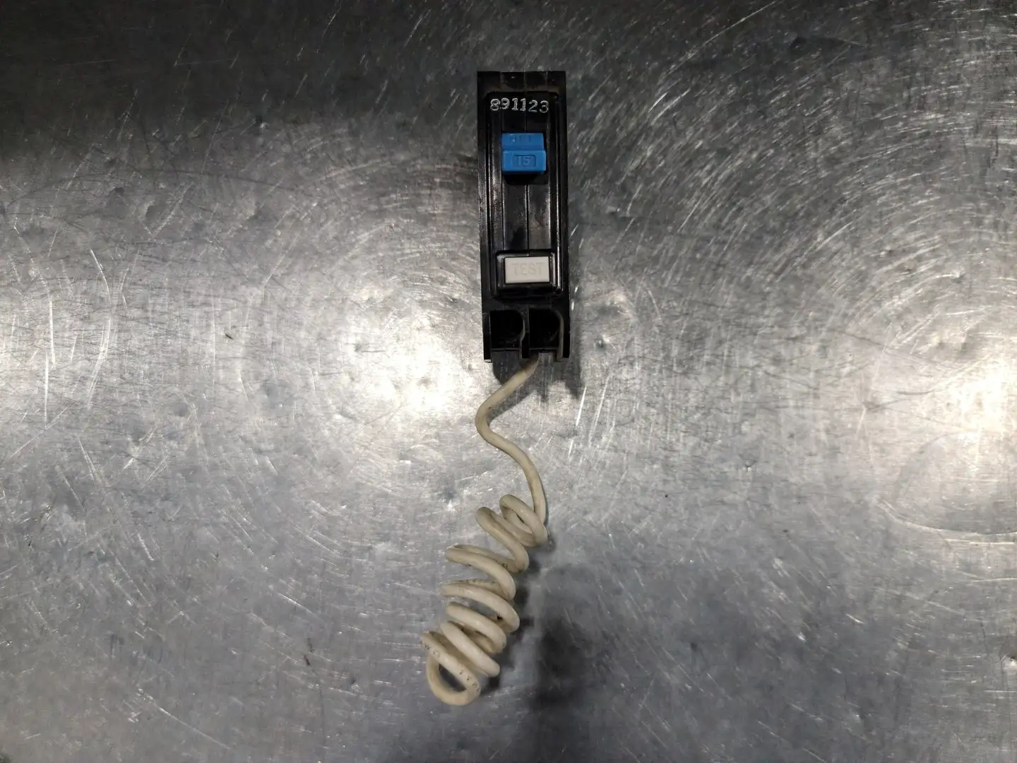 15 Amp, 1 Pole, 240 volts Circuit Breaker