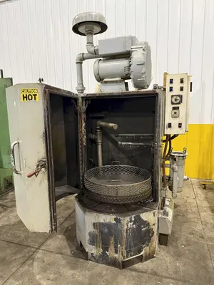 30" x 36" BETTER ENGINEERING MODEL #F-3000-P HEATED CABINET ROTARY TURNTABLE PARTS WASHER: YOBRO #24052