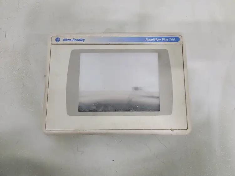 Used ALLEN-BRADLEY 2711P-RP1 CNC & N/C Controls British Columbia CA | Lenmark #246159