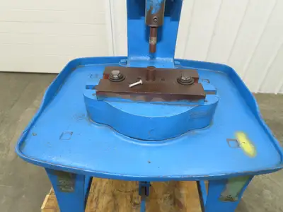 Famco 12 Punch Press 3 Ton Mechanical Kick Foot Pedal Cast Iron Size 12 Parol
