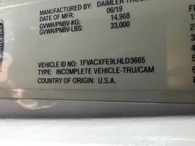 USED 2020 FREIGHTLINER M2 106