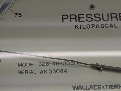 USED PENNWALT WALLACE & TIERNAN KILOPASCAL GAUGE 0-105