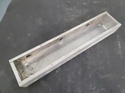 24" x 5" x 3" Splitter Box