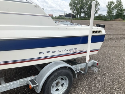 USED 1993 BAYLINER CLASSIC