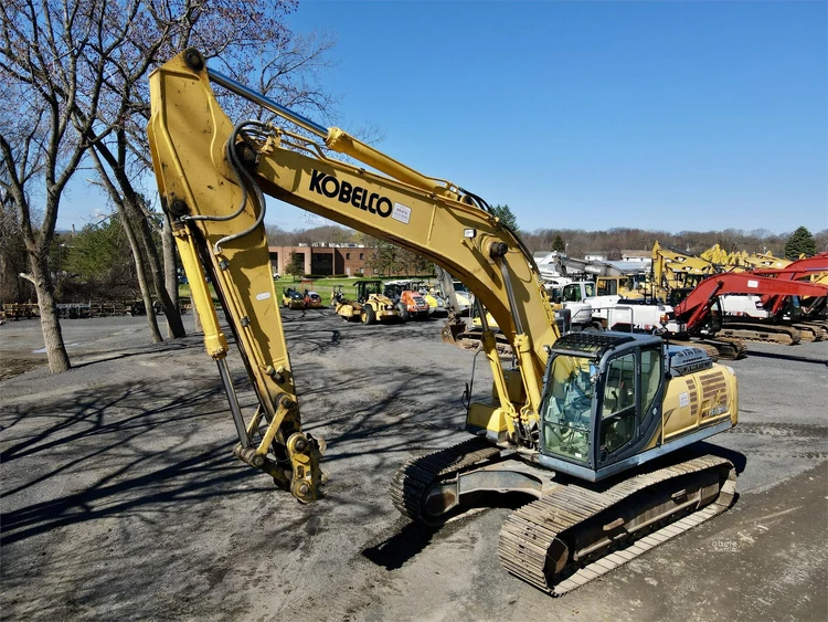Used 2015 KOBELCO SK350 LC-9E Crawler Excavators | Abele Tractor #1342807