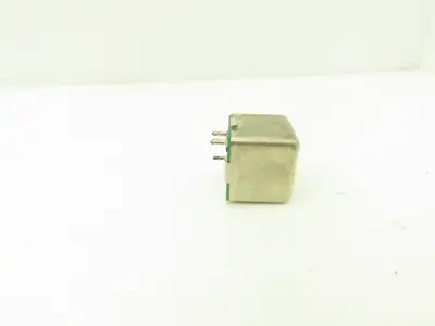 Cutler Hammer 5870A-6501 Isolated Triac Switch Relay Series A1