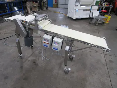 Dorner Incline Conveyor with Flattener