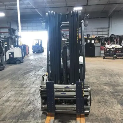 USED 2019 CROWN FC5245-50