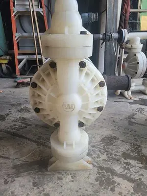 USED WILDEN 2'' DOUBLE DIAPHRAGM PUMP