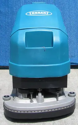 USED TENNANT M5400