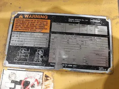 USED CAT – 6000 LB. FORKLIFT