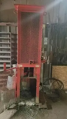 5 Hp Vertical Hydraulic Safety Compactor for Crushing 5 & 35 Gallon Drums/Cans