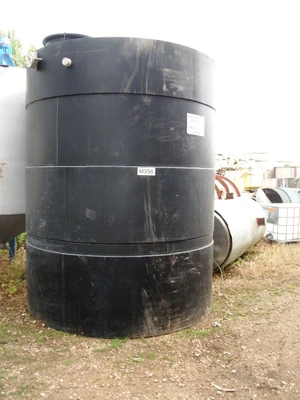 10,000L Vertical Black Polypropylene Enclosed Tank