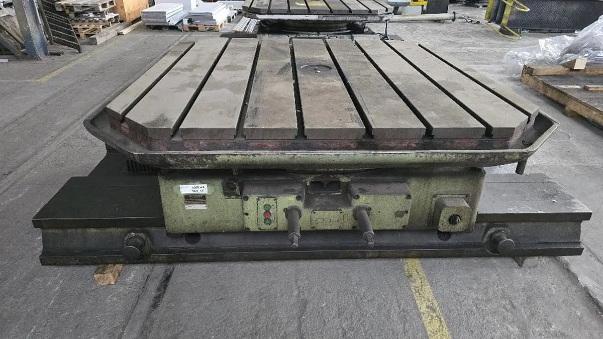 Used 1976 ŠKODA E20 Rotary Tables CZ | Amaron s.r.o. #1056559