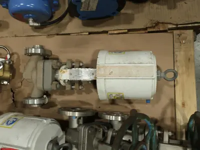 4 PALLETS OF ASSORTED VALVES