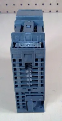 Siemens Simatic S7 6ES7 322-1HF01-0AA0 Output Module 3C