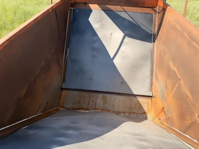 Used GRAVEL SPREADER _UNKNOWN_ Misc Spreaders Michigan US | Miedema Asset Management Group #1320840
