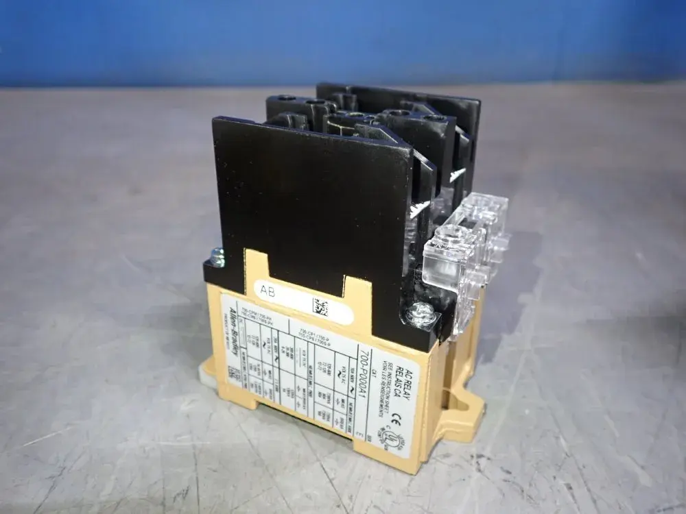 New | in-Stock ALLEN BRADLEY 700P000A1 Relays & Switches | HGR 24 #739681