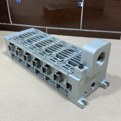 NEW SMC VV5FS4-10-061-03-CD