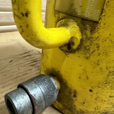 USED Enerpac RC 1006