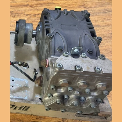 Used PRATISSOLI KF40 Piston Pumps MN | Savona Equipment LTD #1278853