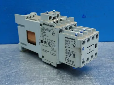 USED ALLEN BRADLEY 700CF400Z*