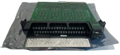 USED GE FANUC IC697MDL750D LOGIC OUTPUT MDL 32PT 24/48VDC .5A
