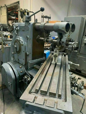 KEARNEY & TRECKER KEARNEY & TRECKER 2HP-3CH Machining Centers & Milling Machines | Amiron Machinery (8)