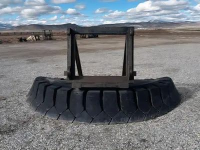 3pt Rubber Tire Scraper