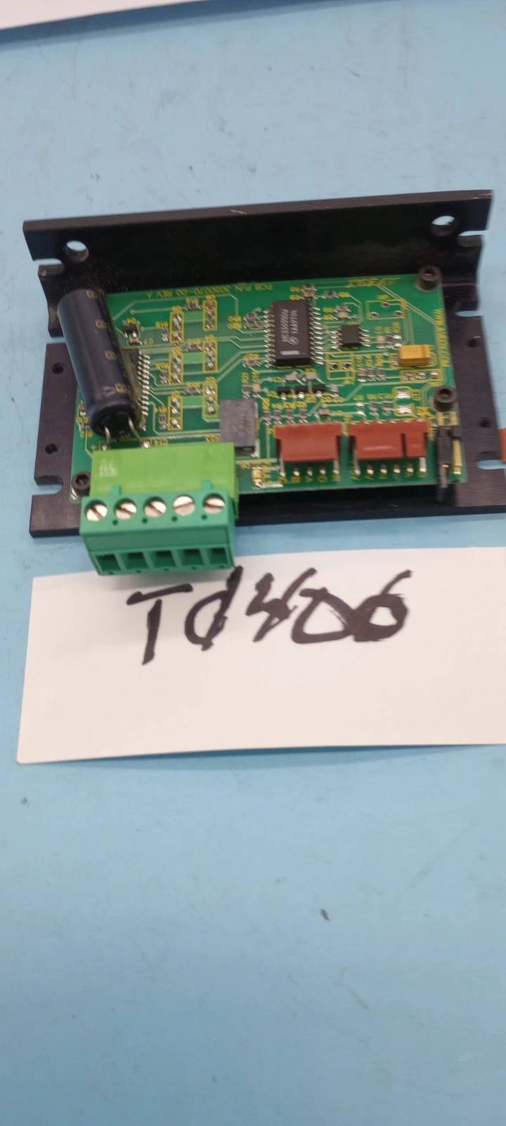 USED AVEOX 3050070-00
