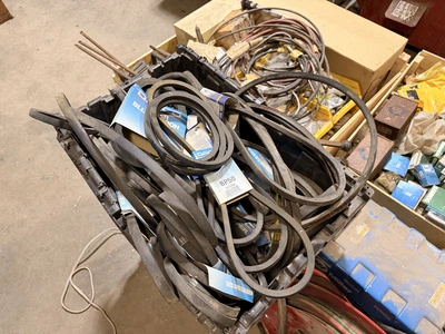 Used BIN OF NEW BELTS _UNKNOWN_ Spindle Belts Michigan US | Miedema Asset Management Group #1304336