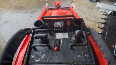 USED 2025 Kubota SCL1000